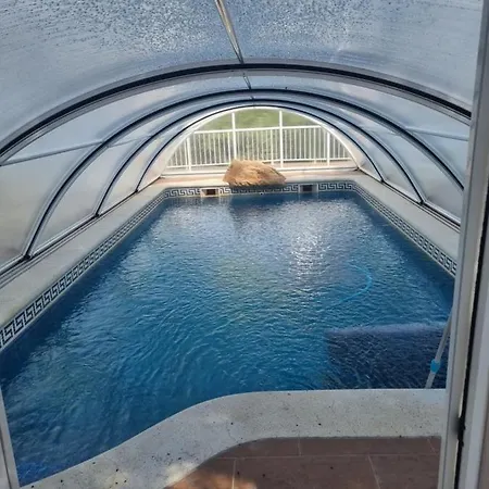 Tronc Vakantiehuis Querol